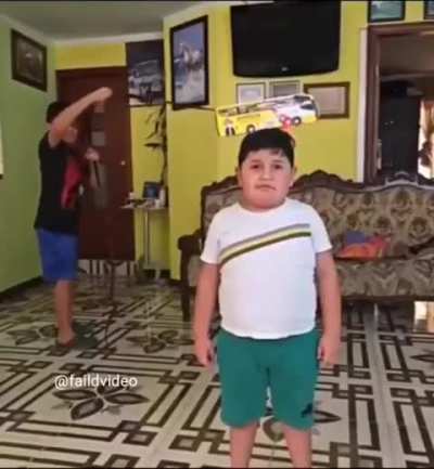 Nothing just 2 brothers in absence of parents😂