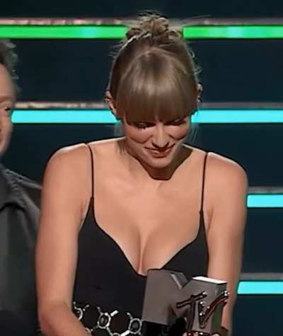 Taylor Swift 💦