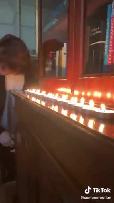 Pussio world record (21 candles)