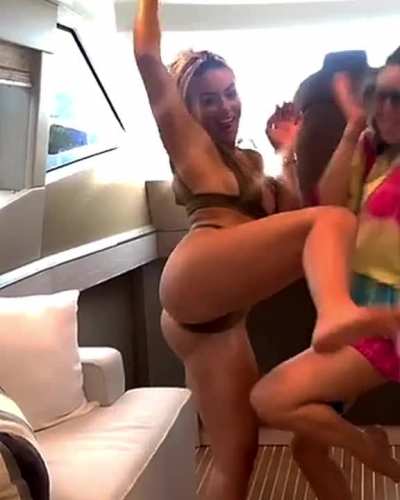 Mandy rose