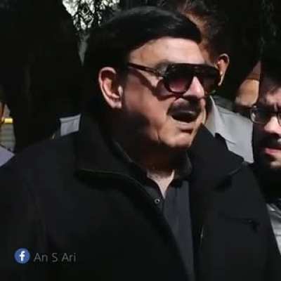 Murshad Sahb not coming slow.