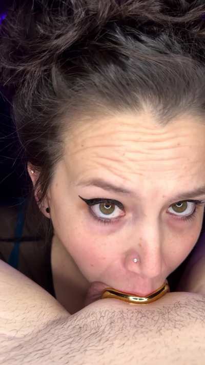It’s like the Muse was made for my mouth…and his cock😉😘😘