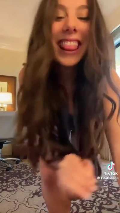 Kira Kosarin