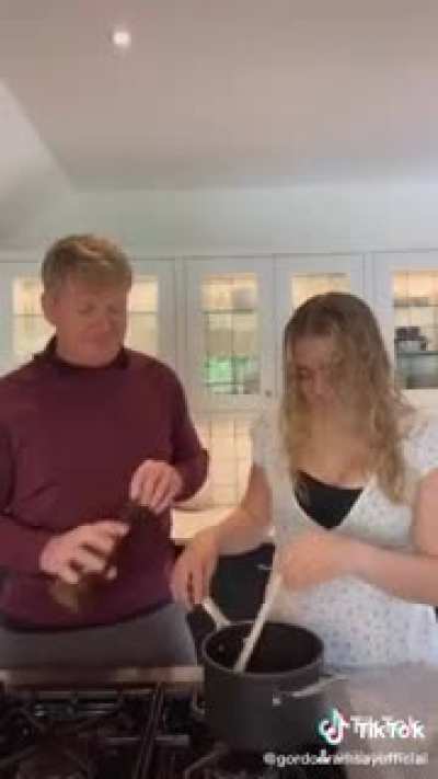 Gordon Ramsey cooking with his daughter