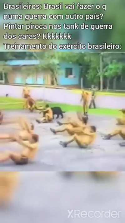 Talvez o primeiro treinamento do exército tenha sido pintar uma onça de preto