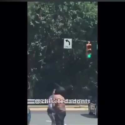 guy uses crack rock its super effective