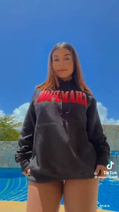 Damn 🔥🤤
