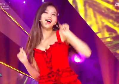 Bouncy Sana