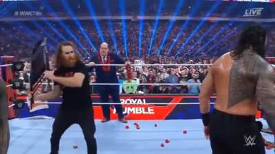 [Royal Rumble Spoilers] Same action, polar opposite reactions.