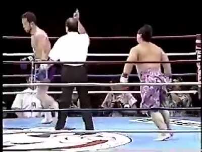 Nobuaki Kakuda (Kyokushin Karate/Kickboxing) vs Joe Son (Currently serving life in prison and inventor of his own Martial Art 