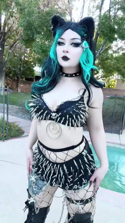 Goth slut at the pool