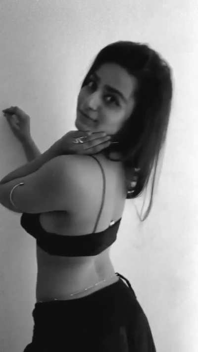 Suhu Babe Dancing