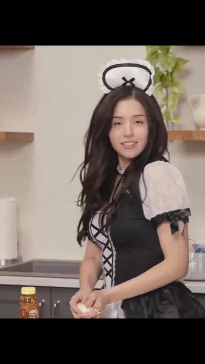Poki cute dance😍