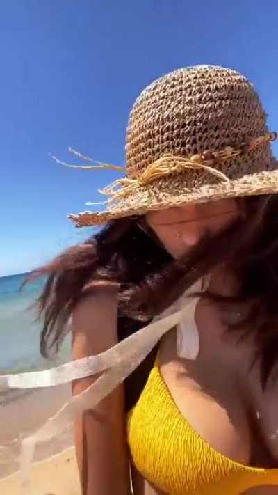 Busty/Tette