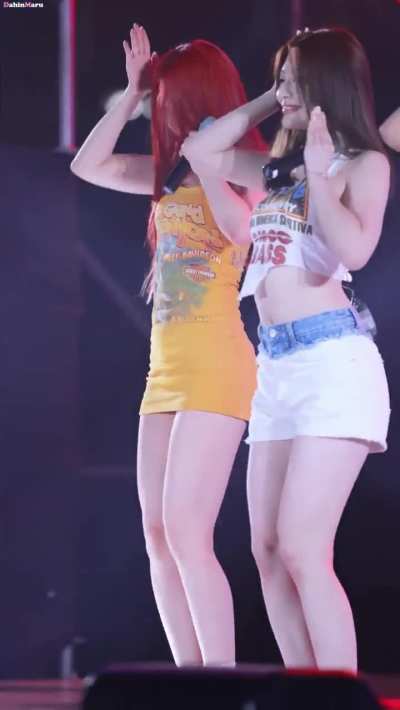 230729 스테이씨(<wbr>STAYC<wbr>) 아이사(ISA) RUN2U · 직캠FANCAM · 정남진 장흥 물축제