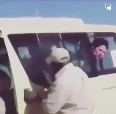 WCGW telling the bus driver to hurry up?