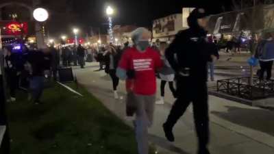 Crowd panics at Oxford MI High School shooting vigil, reportedly after someone fainted and people starting calling for help.