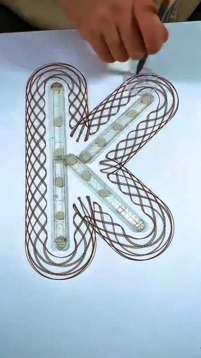 Spirograph K in two colors