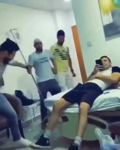 يتعافى المرء بأصدق<wbr>ائه