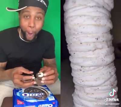 Pessoas normais comendo oreos. Luba: