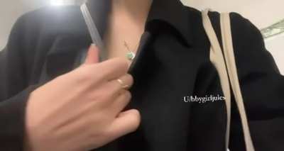 I hope no one saw me walking to the metro [GIF]