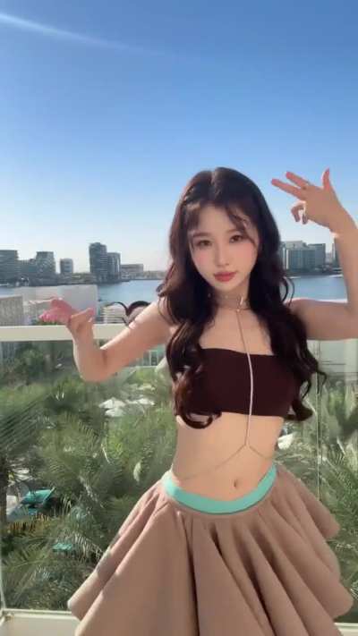 Esther yu