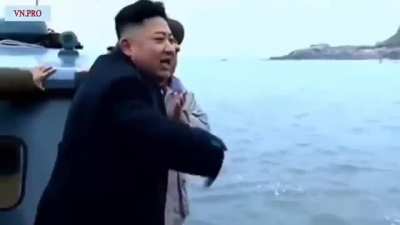 Unseen footage of apes cheering for DFV after he sells his GME positions