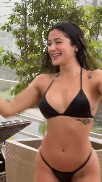 Nathalia Valente