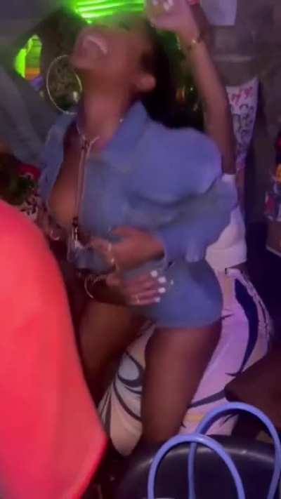Jayda Riding 🍑