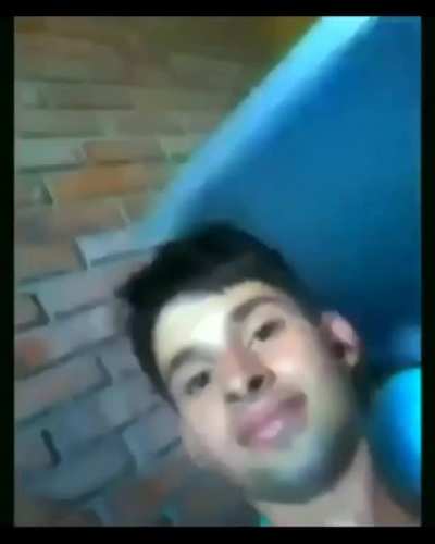 😳