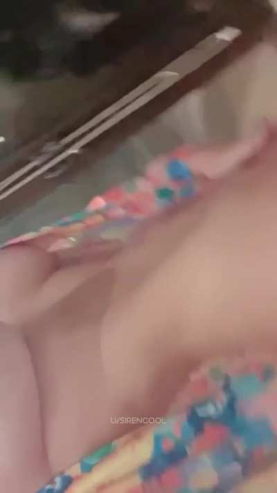 Hi guys! Yes, it’s really me 💕 This is my very first GIF ever 🥰 feel free to give me a follow, comment and uvt so I can start sharing the reeeal good stuff 😈