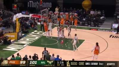 My reaction when Giannis erased the oop.