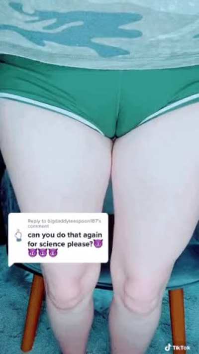 The rubbing gets me wet