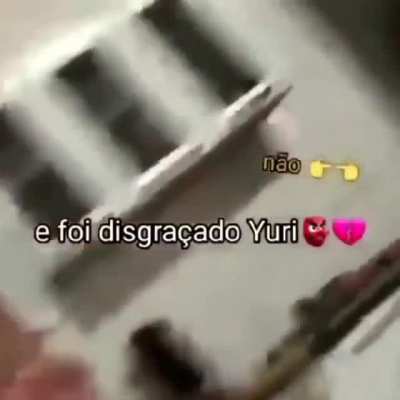 😭