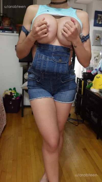 My big tits need a good cock !!! [flash]