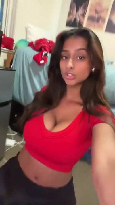 👀