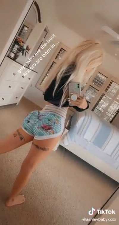 I mean, I’d try to make out with that booty