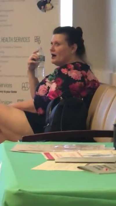 Racist woman tells me and my mom to go to hell for speaking Spanish