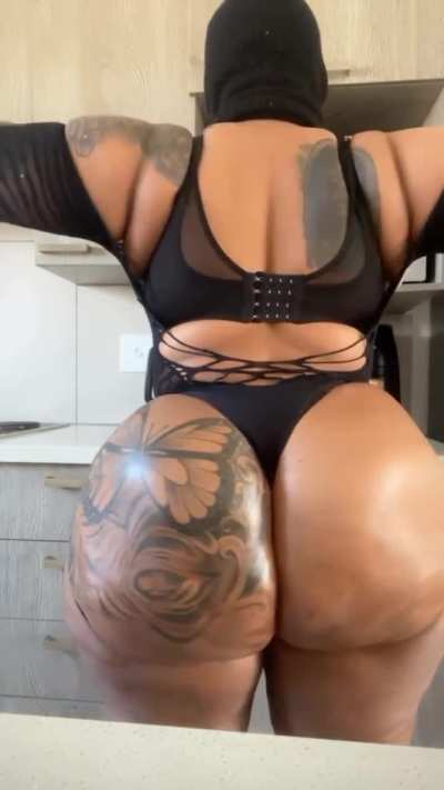 Phat booty [Ray]