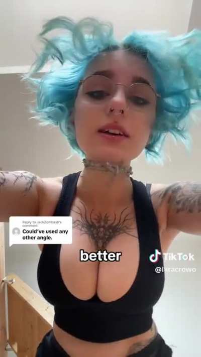 @lyracrowo