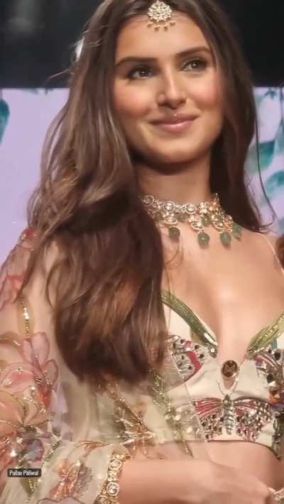 Tara Sutaria 
