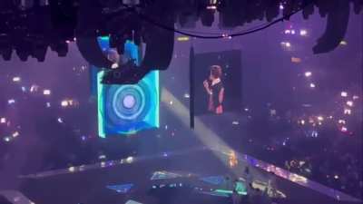 Giant screen fell from the stage, one died, one had leg injuries.