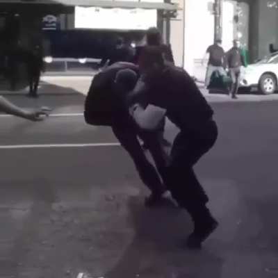 Баам!👊