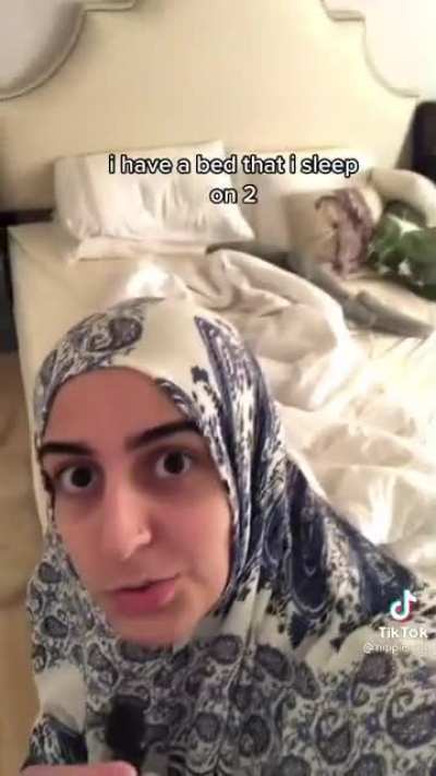 Girl explains why her life is so awesome