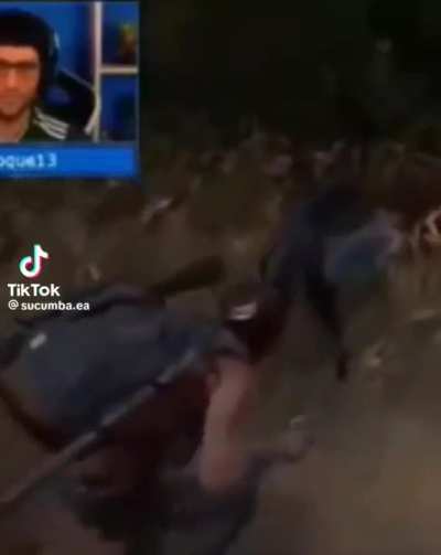 ESSE E O SEU HERÓI 
