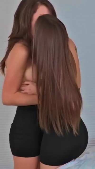 Brunettes