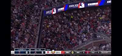 [HIGHLIGHT] Atlanta Beer Hawker catches 97 mph missile from Rafael Devers
