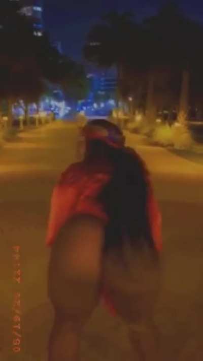 🍑😩🍑