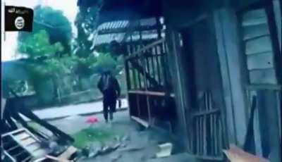 IS Fighters Attack Philippine Army Position During the Battle of Butig (2016)