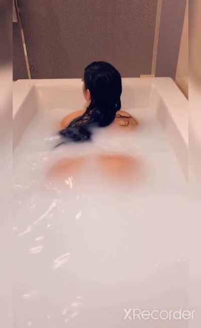 Hot AF😍👅💦 (Get 7GB Folder of Her includes BG sextapes in Comme<wbr>nt)👇👇